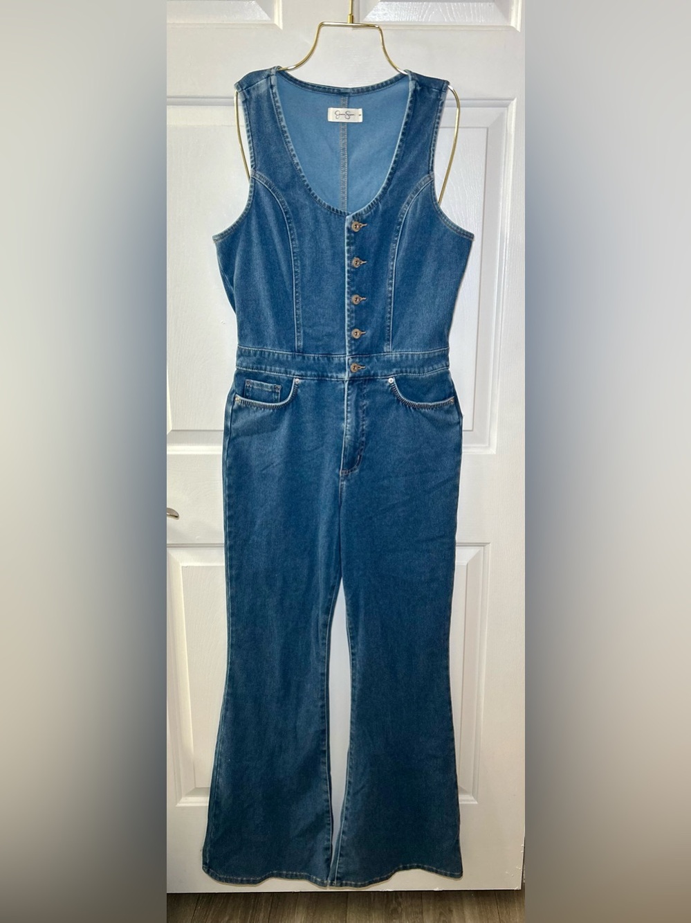 ✨ Jessica Simpson Denim Flare Jumpsuit Whishered Blue Retro 70s Size 8 - Picture 2 of 8